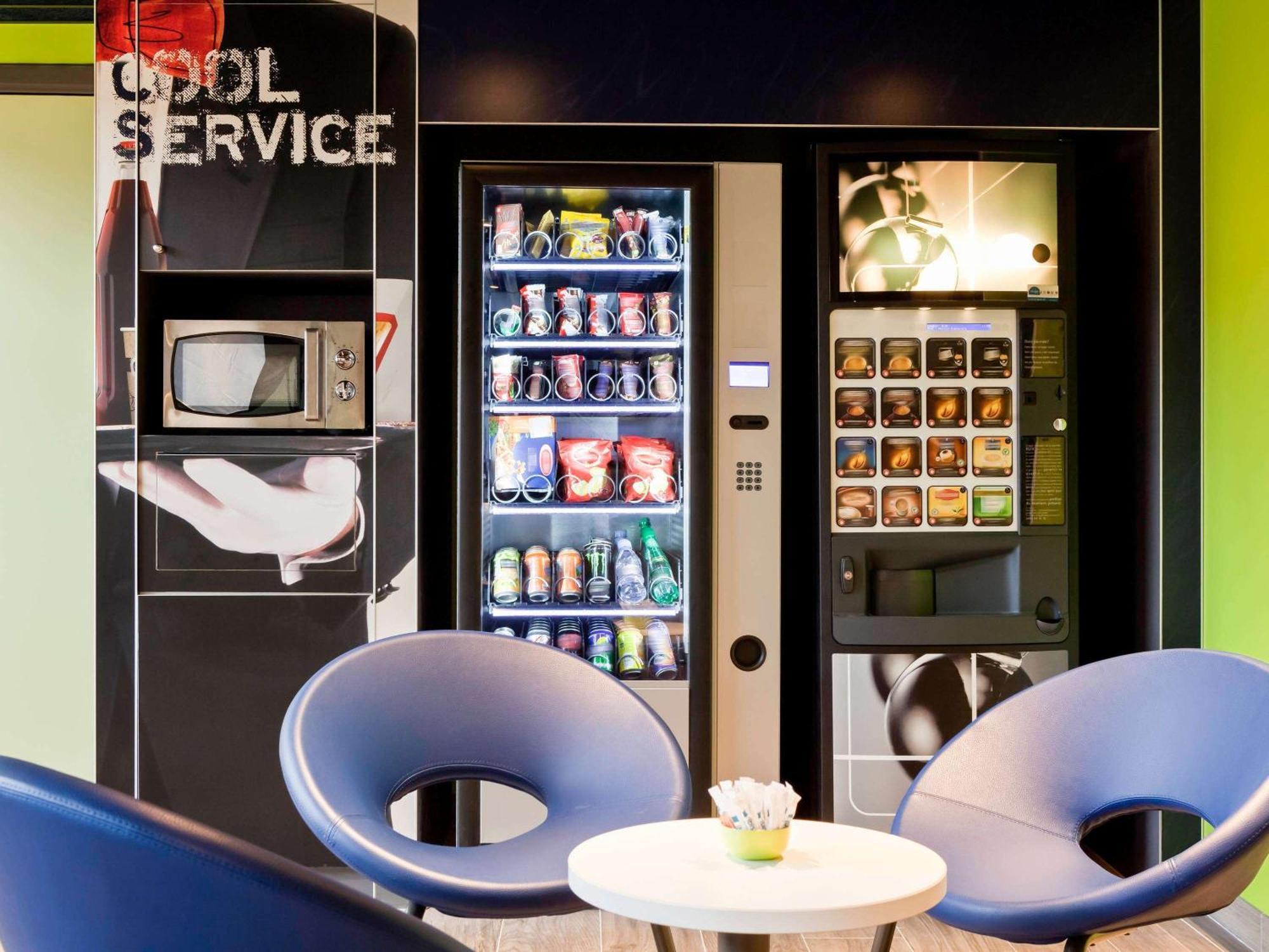 ibis budget Pontault Combault RN4 Marne La Vallée Exterior foto